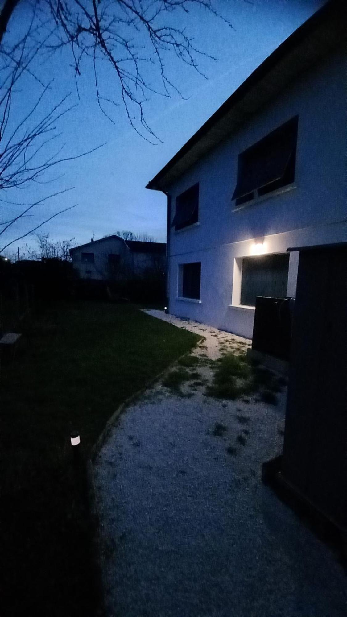 Plaisir Des Pres - Appartement T3, Jardin, Parking Chaponost Extérieur photo